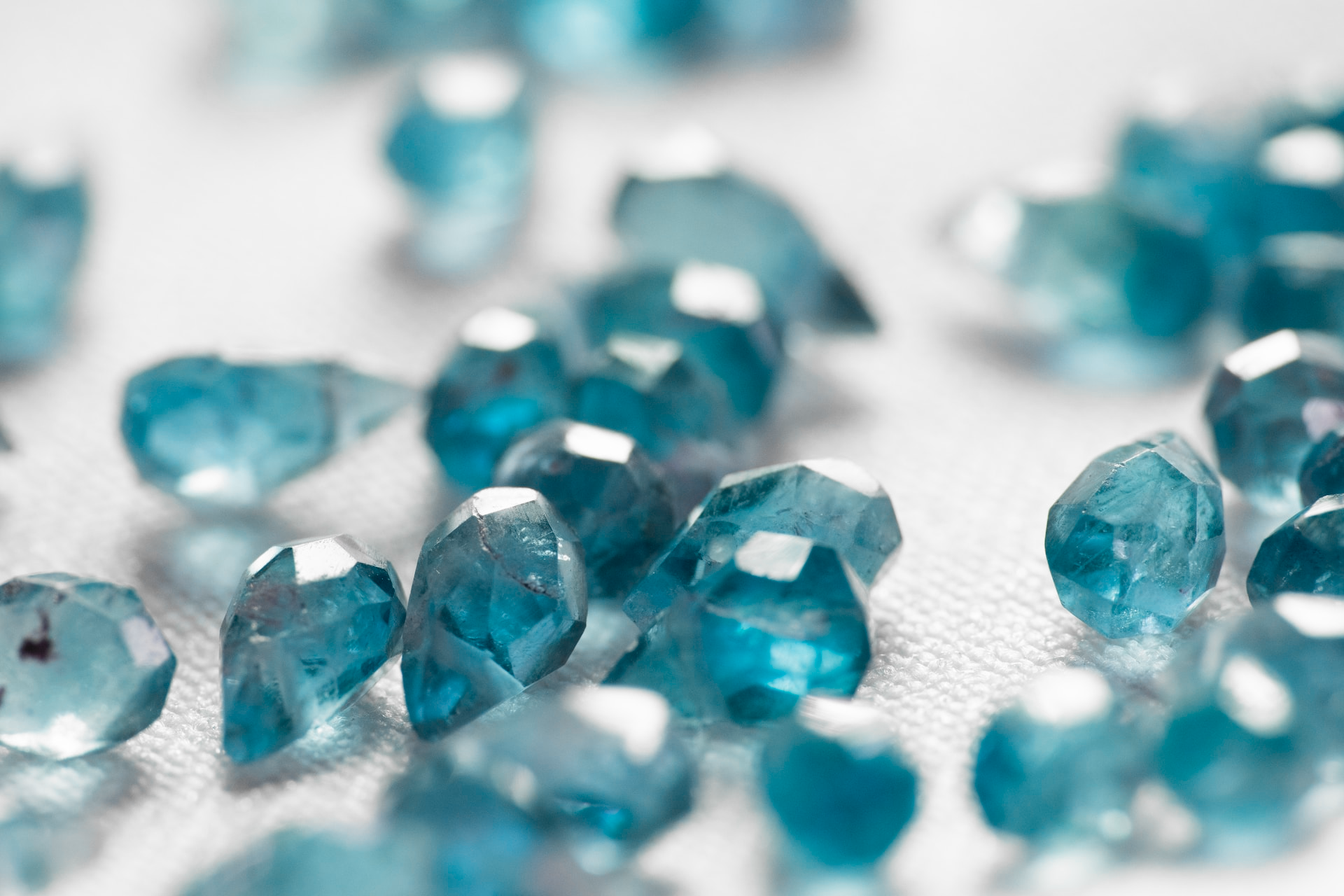 aquamarine stones